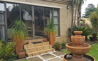 3 Bedroom House in Parkhill Gardens