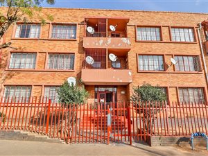 1 Bed Apartment in Rosettenville