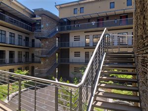 303 m² Commercial space in Melrose Arch