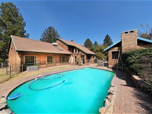 1.2 ha Smallholding in Kyalami AH