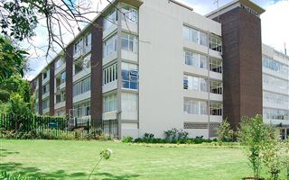 3 Bedroom Apartment in Atholl