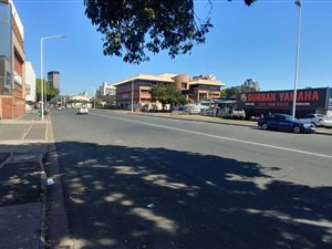 600 m² Office Space in Greyville