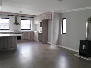4 Bed House in Acorn Creek Lifestyle Estate