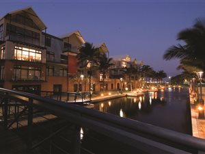 4 Bed Apartment in Point Waterfront