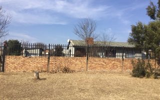 3 Bedroom House in Erasmus