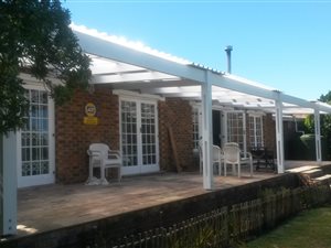 3 Bedroom House in San Michel