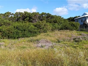 720 m² Land available in Paradise Beach