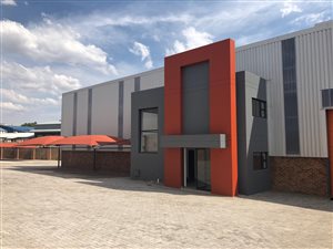 640 m² Industrial space in Sebenza