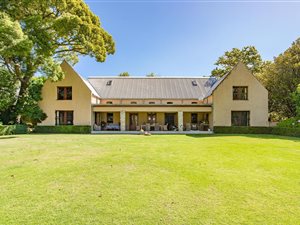13 ha Farm in Franschhoek