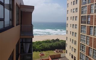3 Bedroom Apartment in Amanzimtoti