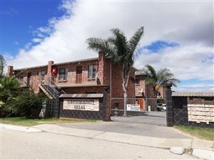 2 Bedroom Apartment in Scheepers Heights