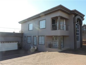 3 Bed House in Sheffield Beach