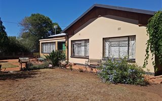 3 Bedroom House in Noordhoek