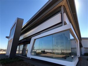 4040 m² Commercial space in Noordwyk