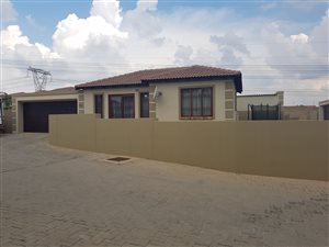2 Bedroom Townhouse in The Reeds