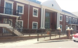 404 m² Commercial space in Morningside