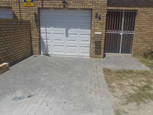2 Bed House in Jagtershof