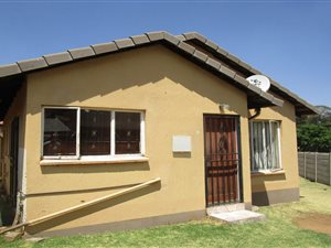 2 Bed Townhouse in Naturena
