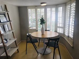 2 Bed Apartment in Parktown North