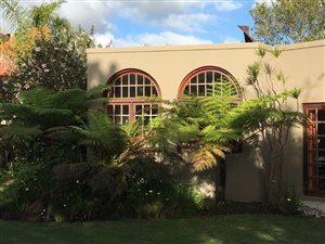 4 Bedroom House in Dormehlsdrift