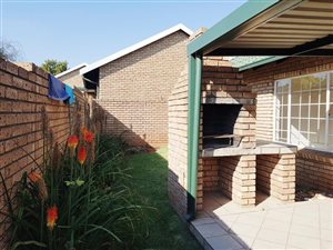 2 Bed Simplex in Highveld