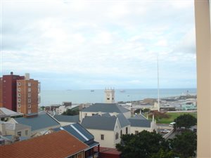 2 Bed Apartment in Port Elizabeth Central