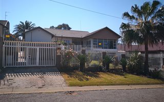 3 Bedroom House in Bergbron