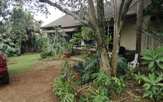 3 Bedroom House in Hayfields