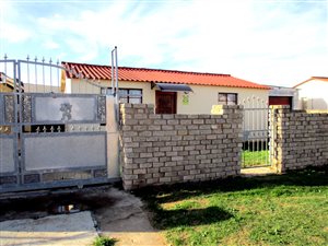 2 Bed House in Zwide