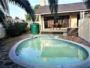 4 Bed House in Stellenberg