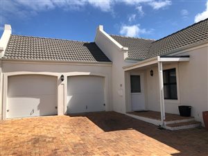 4 Bed House in Durbanville