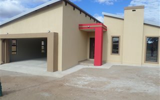 3 Bedroom House in Bendor