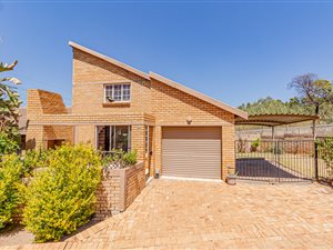 2 Bed Townhouse in Olivedale