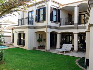 4 Bed House in Dainfern
