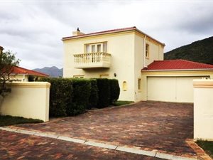 3 Bed House in Hout Bay and surrounds
