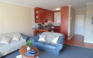 2 Bedroom Townhouse in Lorraine
