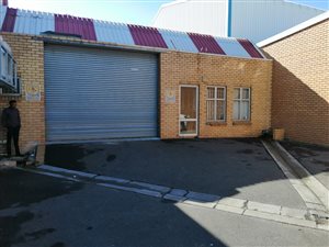 329 m² Industrial space in Somerset Ridge