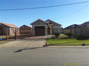 3 Bed House in Heidedal