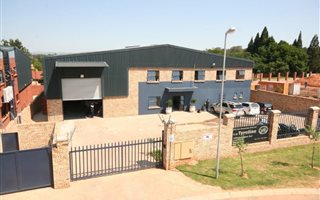 654 m² Commercial space in Honeydew