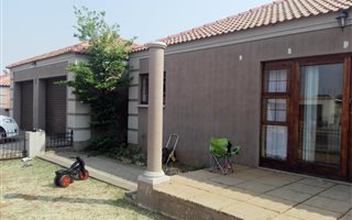 3 Bedroom Townhouse in Flamwood