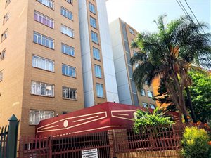 2 Bed Flat in Sunnyside