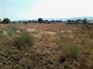 833 m² Land available in Vaaloewer
