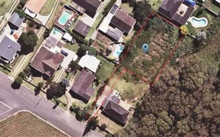 1211 m² Land available in Cambridge West