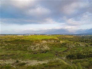 640 m² Land available in Kingswood Golf Estate