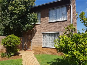 3 Bedroom Duplex in Sophiatown