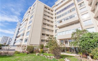 3 Bedroom Apartment in Three Anchor Bay