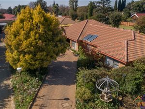 3 Bed Cluster in Selcourt