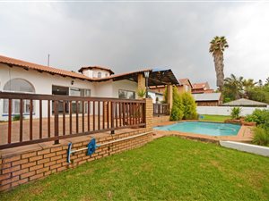 3 Bed House in Boat Lake Village