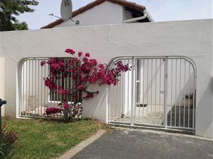 3 Bed House in Bizweni