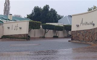 2 Bedroom Apartment in Parktown North
